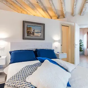 Apartamento Heaven Biennale, The Elegant